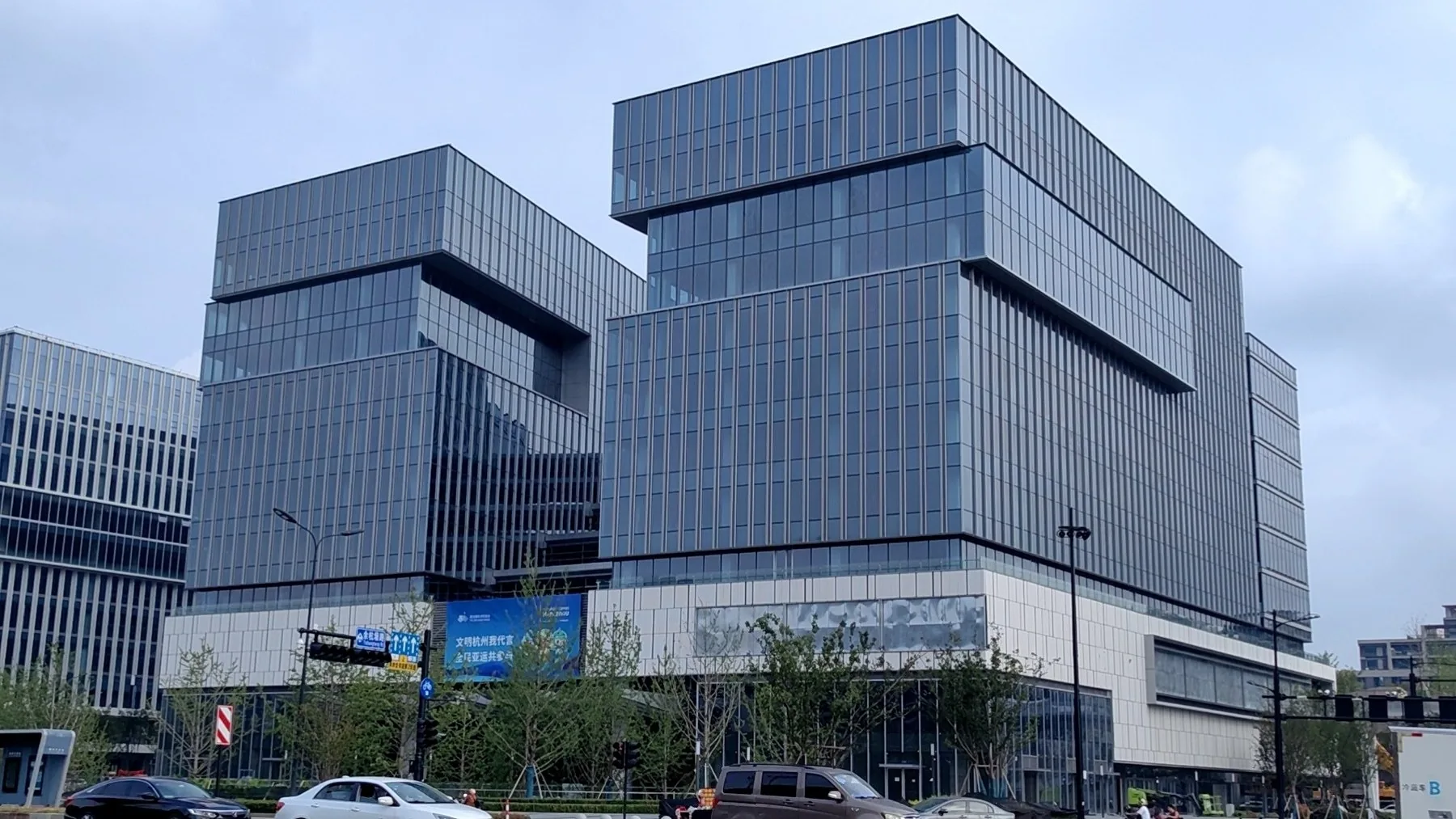 Hangzhou Vanke Sky City facade project